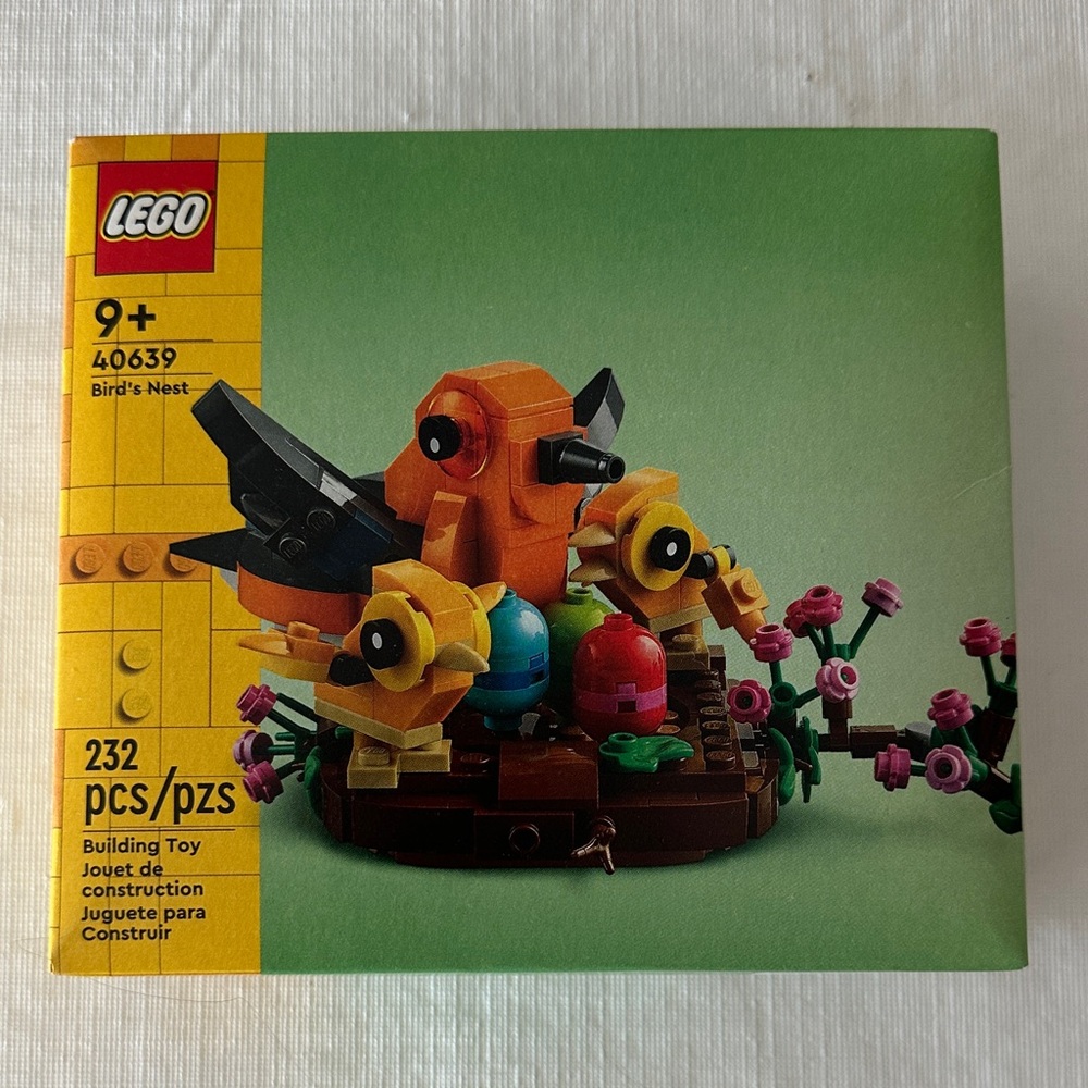 LEGO Bird's Nest Building Set - Orange, Yellow, Black